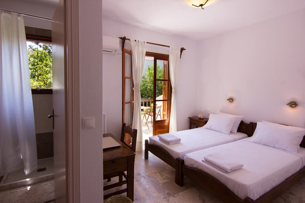 Naftilos Skiathos ภายนอก รูปภาพ
